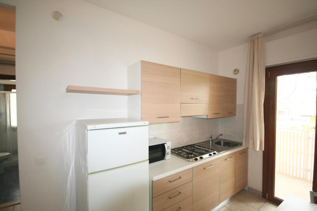 Ba- Tintoretto Apartments - Lignano Sabbiadoro Ngoại thất bức ảnh