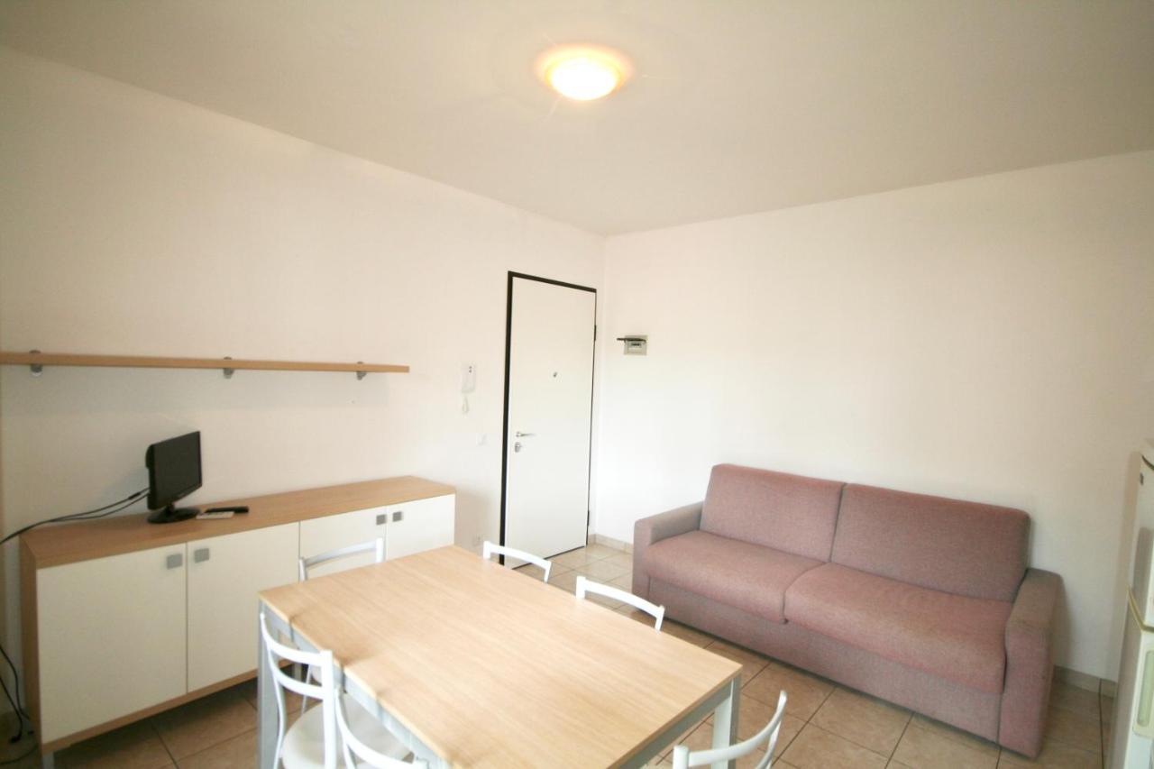 Ba- Tintoretto Apartments - Lignano Sabbiadoro Ngoại thất bức ảnh