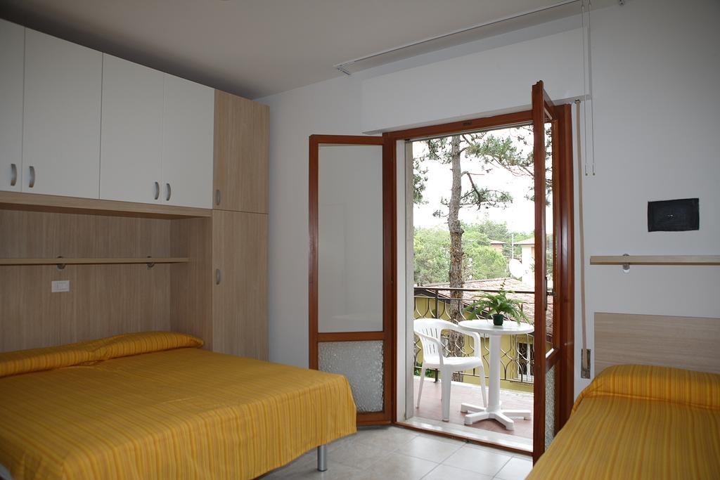 Ba- Tintoretto Apartments - Lignano Sabbiadoro Phòng bức ảnh
